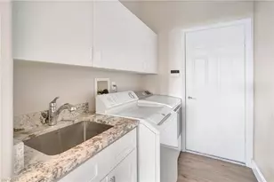 16112 Edgemont Dr, Fort Myers, FL 33908 - Photo 14