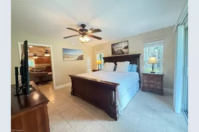 6140 Standing Oaks, Naples, FL 34119 - Photo 8