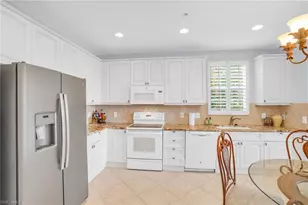 9006 Cascada Way, Naples, FL 34114 - Photo 10