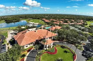 5885 3 Iron Dr, Naples, FL 34110 - Photo 38