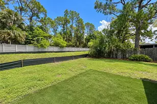 3181 Poinciana Dr, Naples, FL 34105 - Photo 6