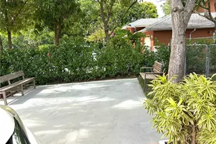 5364 Texas Ave, Naples, FL 34113 - Photo 4