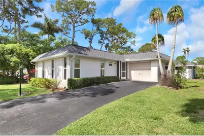 265 Lanchester Ct #39, Naples, FL 34112 - Photo 2