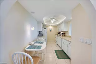 17 Bluebill Ave, Naples, FL 34108 - Photo 14