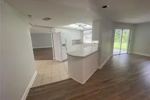 5097 Greenbriar Dr, Fort Myers, FL 33919 - Photo 8