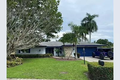 5097 Greenbriar Dr, Fort Myers, FL 33919 - Photo 1