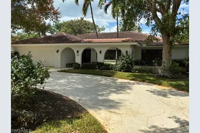 560 Bald Eagle Dr #22, Naples, FL 34105 - Photo 1
