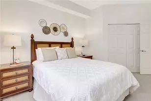 470 Launch Cir, Naples, FL 34108 - Photo 22