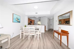 992 Woodshire Ln, Naples, FL 34105 - Photo 20