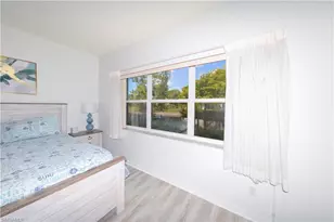 992 Woodshire Ln, Naples, FL 34105 - Photo 32