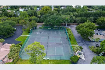 992 Woodshire Ln #D107, Naples, FL 34105 - Photo 42