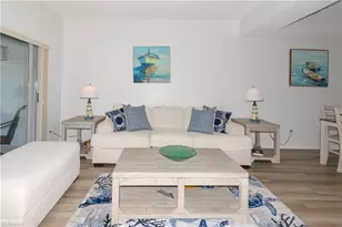992 Woodshire Ln, Naples, FL 34105 - Photo 16