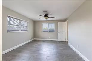 928 SE 35th St, Cape Coral, FL 33904 - Photo 12