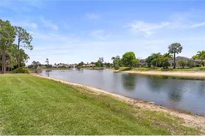 7867 Berkshire Pines Dr, Naples, FL 34104 - Photo 20