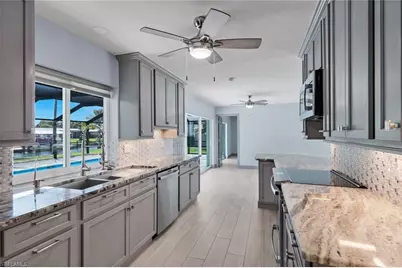 4005 SE 1st Ave, Cape Coral, FL 33904 - Photo 10