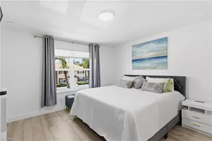 731 W Elkcam Cir, Marco Island, FL 34145 - Photo 14