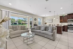 10818 Alvara Point Dr, Bonita Springs, FL 34135 - Photo 2