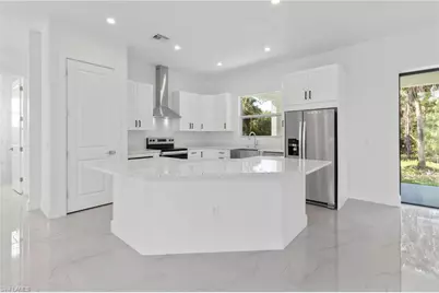 1081 Desoto Blvd S, Naples, FL 34117 - Photo 1