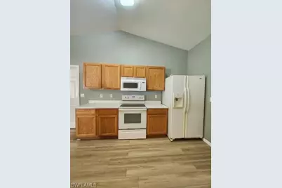 2431 Hawks Preserve Dr, Fort Myers, FL 33905 - Photo 6