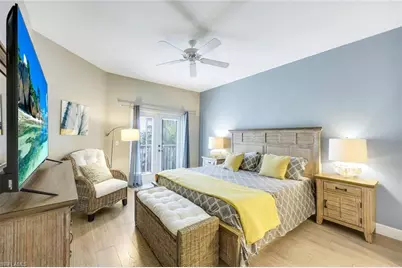 470 Launch Cir #403, Naples, FL 34108 - Photo 12