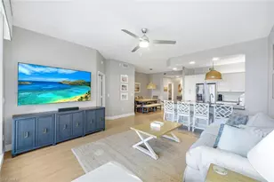 470 Launch Cir, Naples, FL 34108 - Photo 6