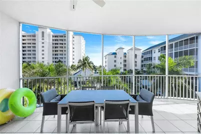 470 Launch Cir #403, Naples, FL 34108 - Photo 18