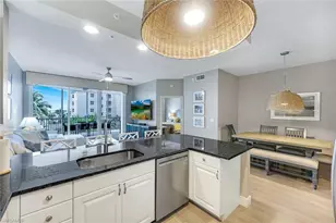 470 Launch Cir, Naples, FL 34108 - Photo 8