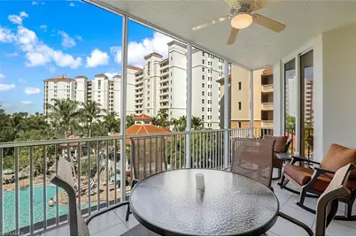 460 Launch Cir #403, Naples, FL 34108 - Photo 18
