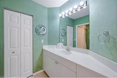 460 Launch Cir #301, Naples, FL 34108 - Photo 10