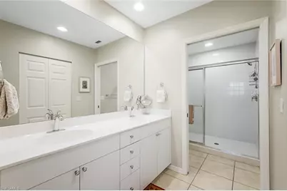 470 Launch Cir #V301, Naples, FL 34108 - Photo 16