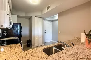 1100 Pine Ridge Rd, Naples, FL 34108 - Photo 18