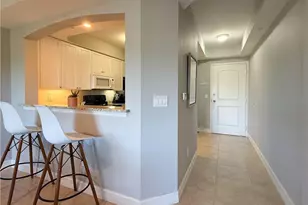 1100 Pine Ridge Rd, Naples, FL 34108 - Photo 14