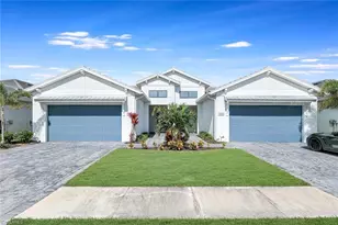 9209 Cayman Dr N, Naples, FL 34114 - Photo 2