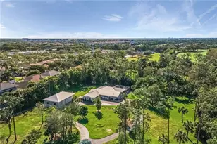 2950 Coach House Ln, Naples, FL 34105 - Photo 36