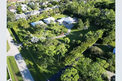 2950 Coach House Ln, Naples, FL 34105 - Photo 50