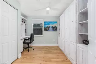 2950 Coach House Ln, Naples, FL 34105 - Photo 6