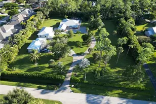 2950 Coach House Ln, Naples, FL 34105 - Photo 48
