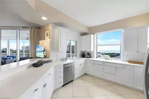 400 Flagship Dr, Naples, FL 34108 - Photo 6