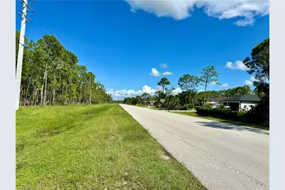 10500 Strike Ln, Bonita Springs, FL 34135 - Photo 4