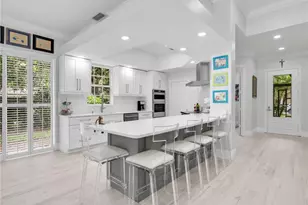 5902 Bermuda Ln, Naples, FL 34119 - Photo 14