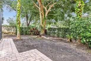 5902 Bermuda Ln, Naples, FL 34119 - Photo 42