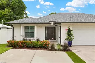 745 91st Ave N, Naples, FL 34108 - Photo 2