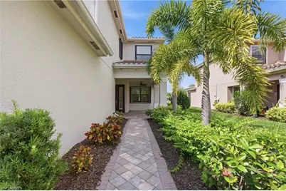 11619 Riverstone Ln, Fort Myers, FL 33913 - Photo 8