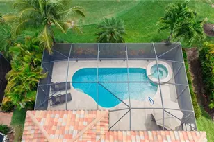 28657 Newtown Ct, Bonita Springs, FL 34135 - Photo 40