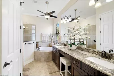28657 Newtown Ct, Bonita Springs, FL 34135 - Photo 22