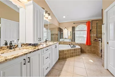 1983 E Crown Pointe Blvd, Naples, FL 34112 - Photo 10