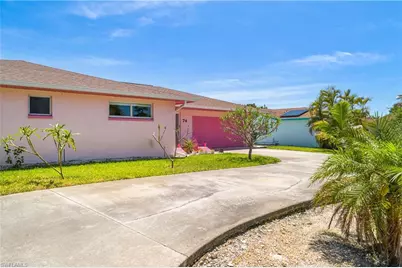 74 8th St, Bonita Springs, FL 34134 - Photo 10
