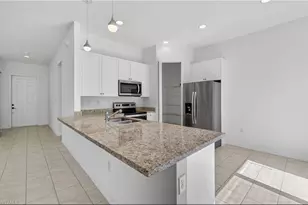 8951 Madrid Cir, Naples, FL 34104 - Photo 6
