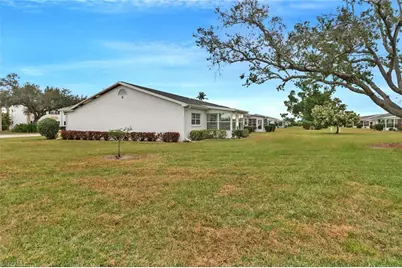 7008 Cedarhurst Dr, Fort Myers, FL 33919 - Photo 24