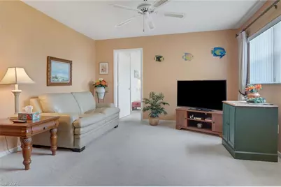 7008 Cedarhurst Dr, Fort Myers, FL 33919 - Photo 12